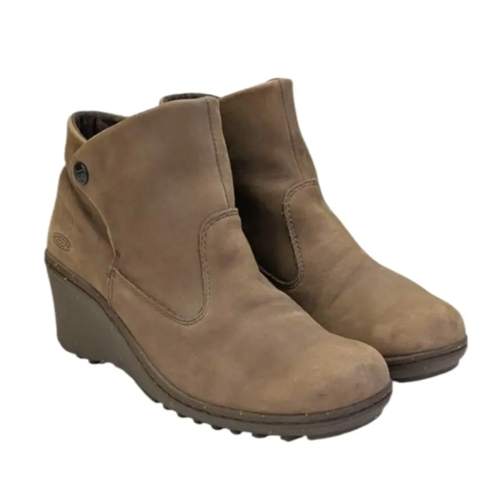 Keen Akita Wedge Boots Size 38.5/ 8 US GUC $145   S3719